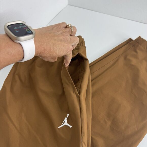 Air Jordan Essential Crop Pants Lt British Tan White Men's Size L - Picture 5 of 9